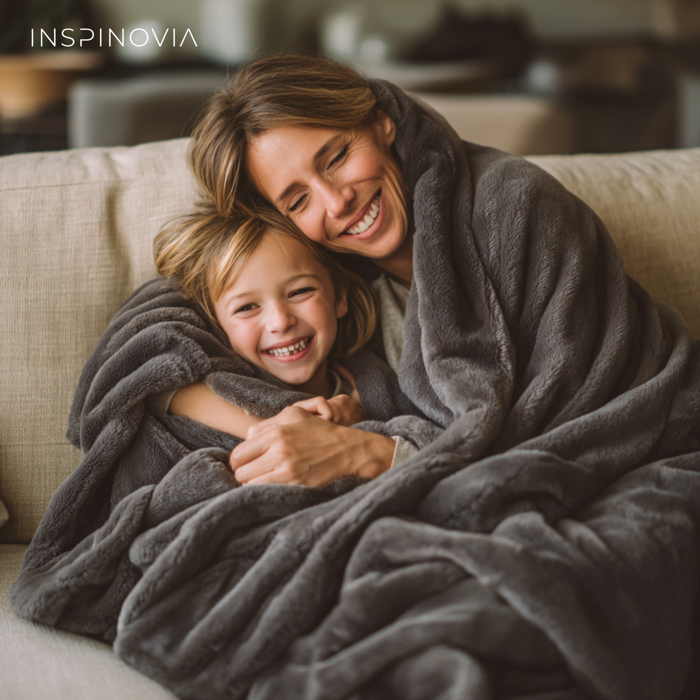 Kuscheldecke 150 x 200 cm mit Fleece-Beutel - Grau